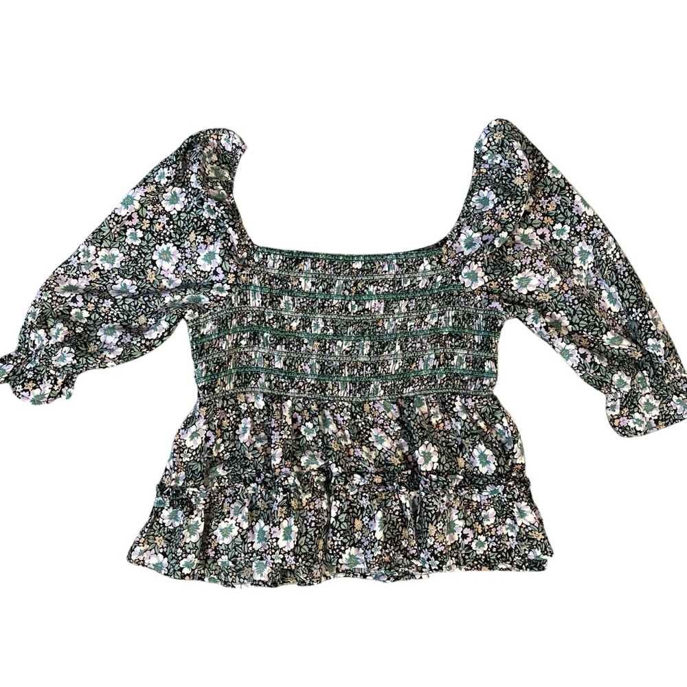 American Eagle Women’s Floral Blouse Size Small Smocked‎